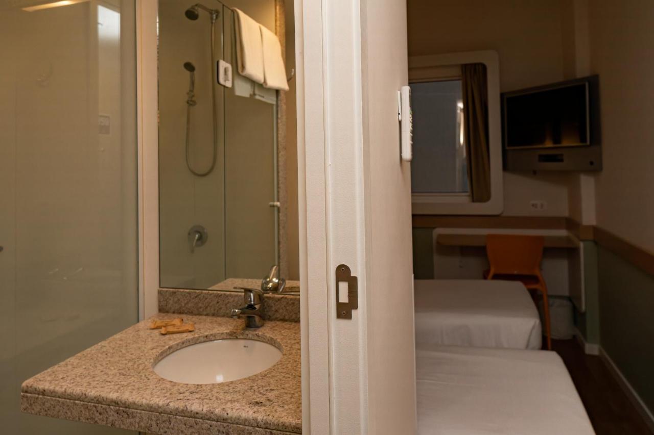 Ibis Budget Curitiba Aeroporto Sao Jose dos Pinhais Exterior photo